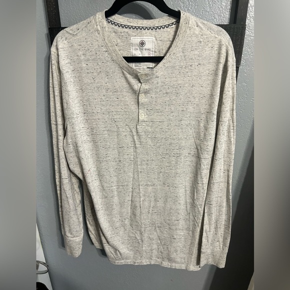 On The Byas Mens Long Sleeve Shirt - Picture 1 of 3